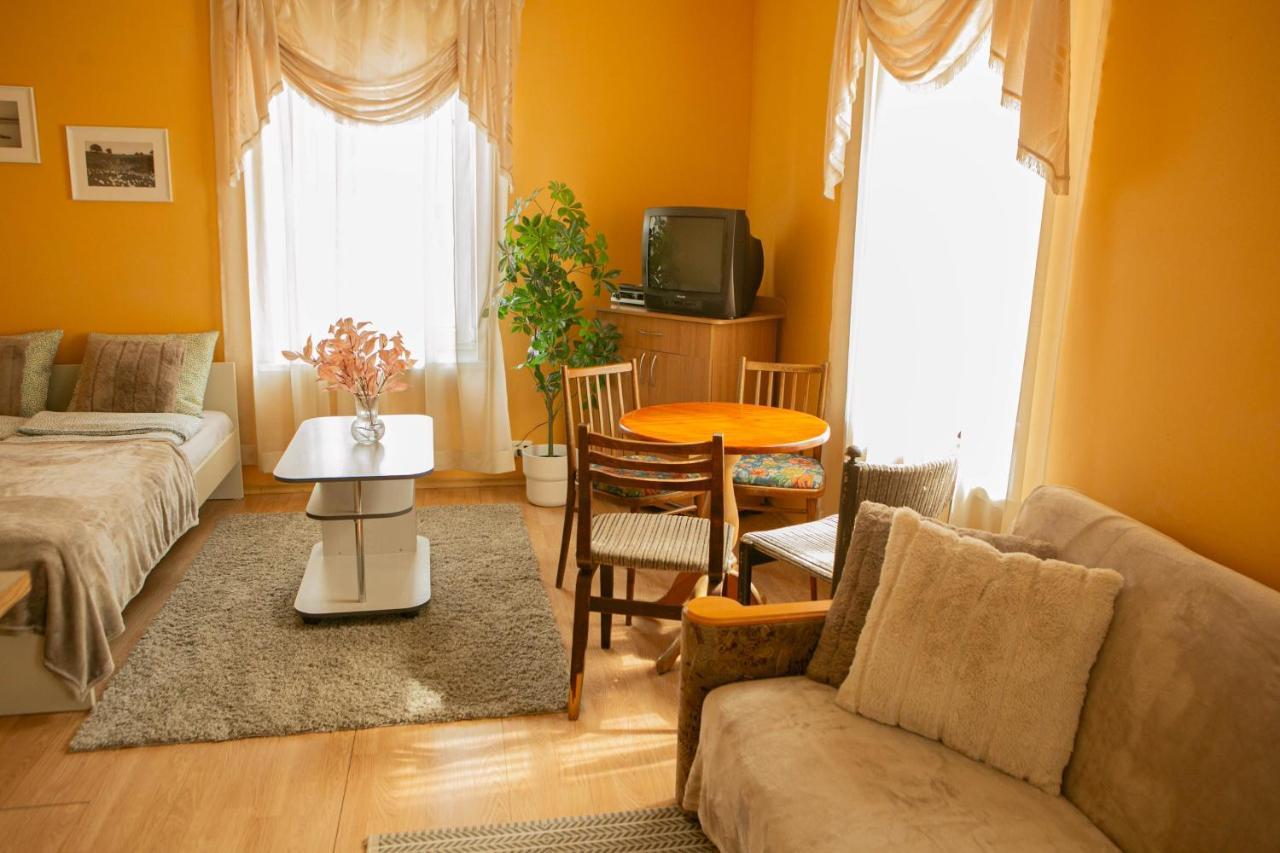 Center Of City Apartments, Bus Station 1Min, Airport 5 Min Tallinn Exterior foto
